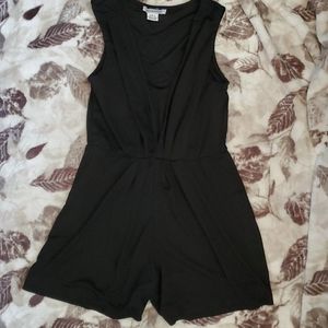 Low cut romper